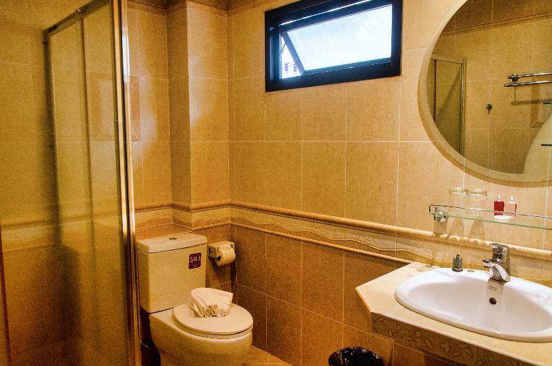 Diva Patong Hotel - Oda