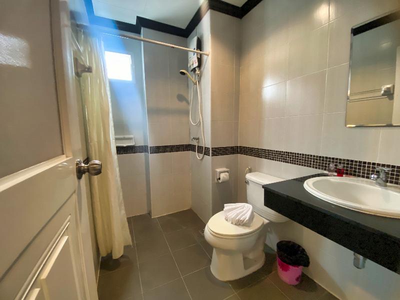 Diva Patong Hotel - Oda