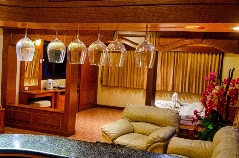 Diva Patong Hotel - Oda