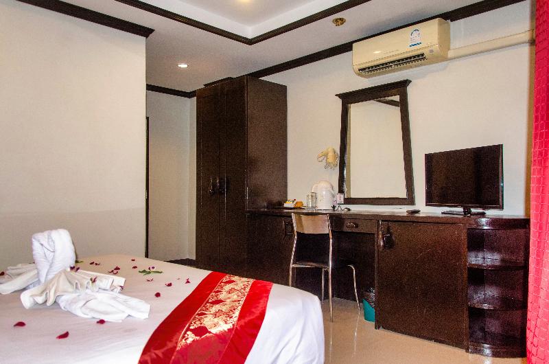 Diva Patong Hotel - Oda
