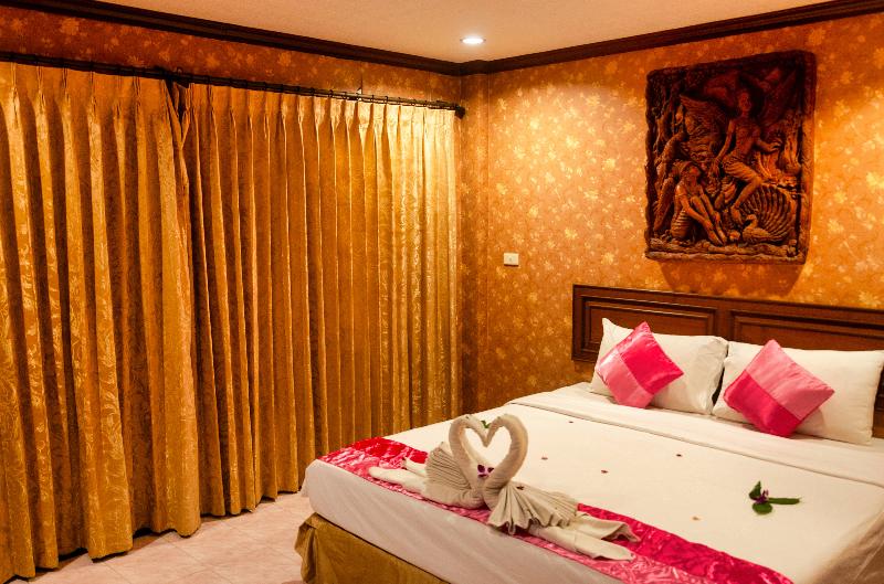 Diva Patong Hotel - Oda