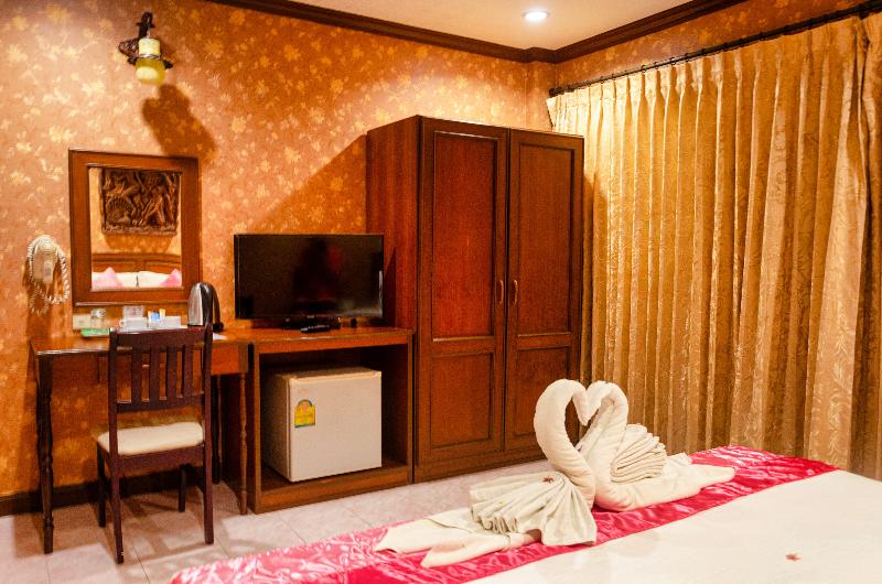 Diva Patong Hotel - Oda