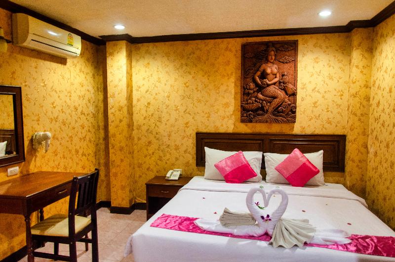 Diva Patong Hotel - Oda