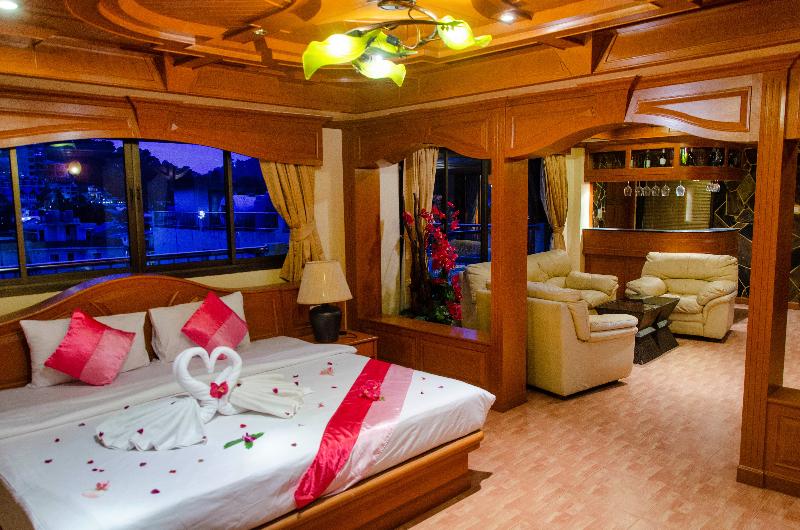 Diva Patong Hotel - Oda