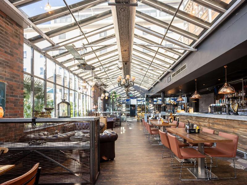 Novotel Cardiff Centre - Bar