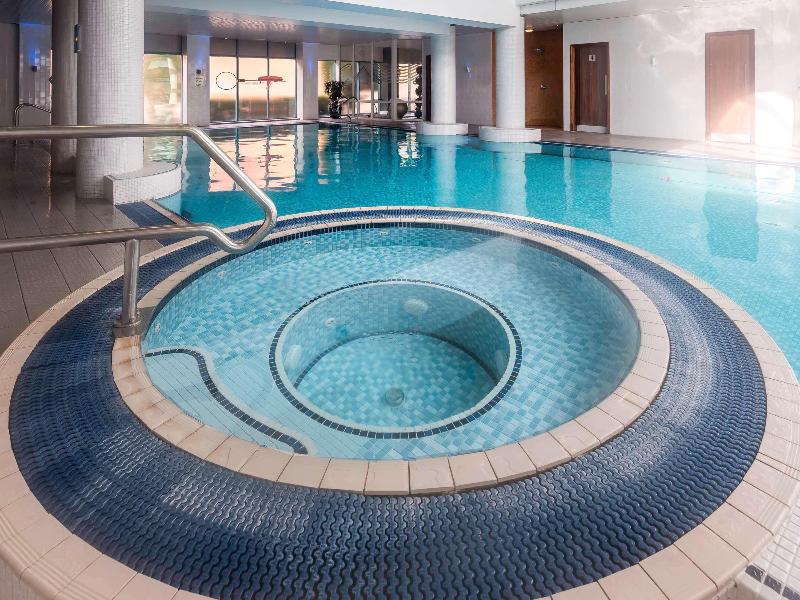 Novotel Cardiff Centre - Havuz