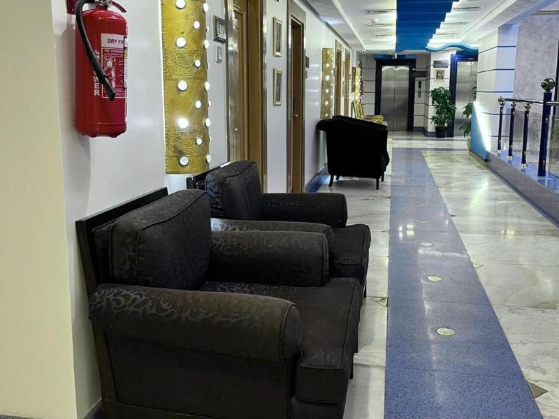Montana Al Azizia Hotel - Lobi