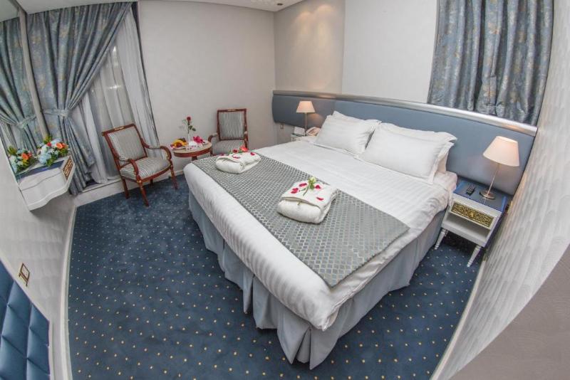 Montana Al Azizia Hotel - Oda
