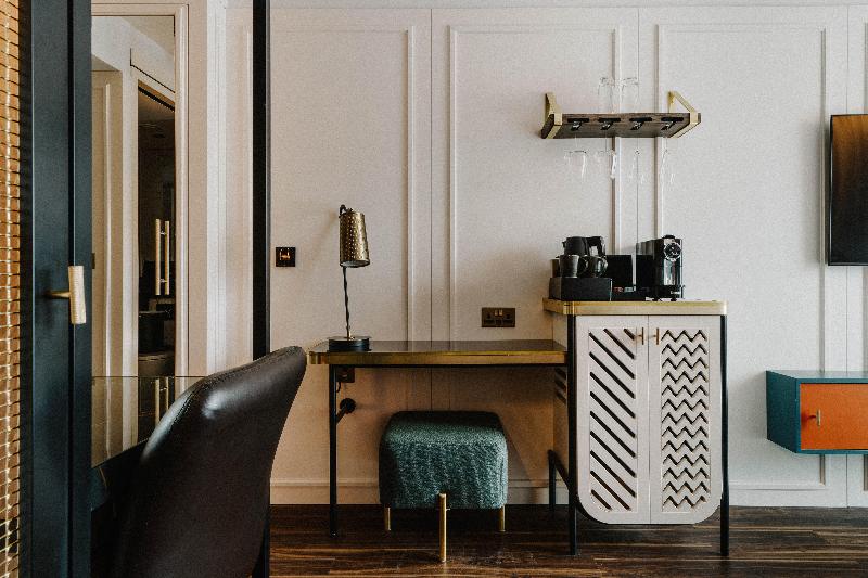 The Halyard Liverpool, Vignette Collection - Oda