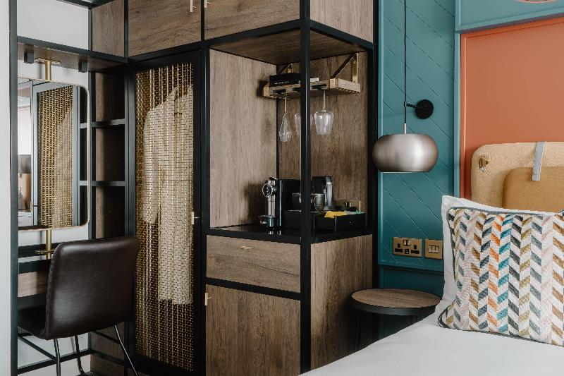 The Halyard Liverpool, Vignette Collection - Oda