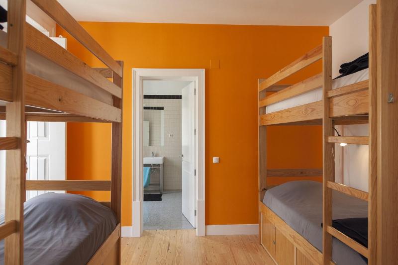 Lisbon Lounge Hostel - Oda