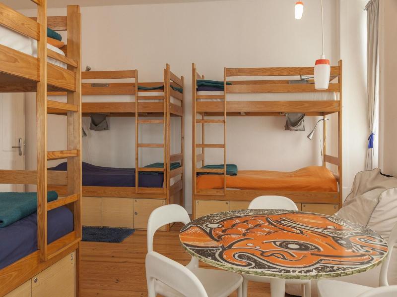 Lisbon Lounge Hostel - Oda