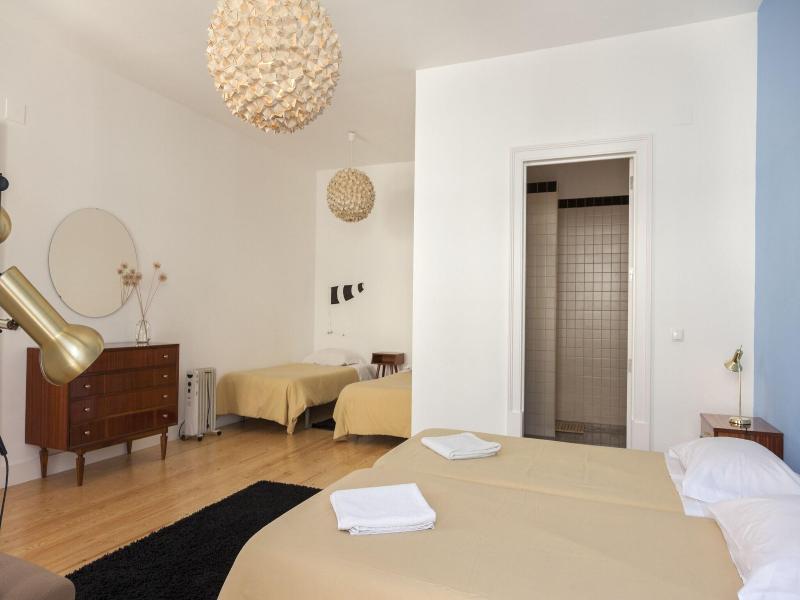 Lisbon Lounge Hostel - Oda