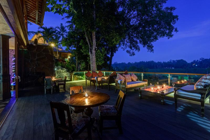 Permata Ayung Private Estate - Bar