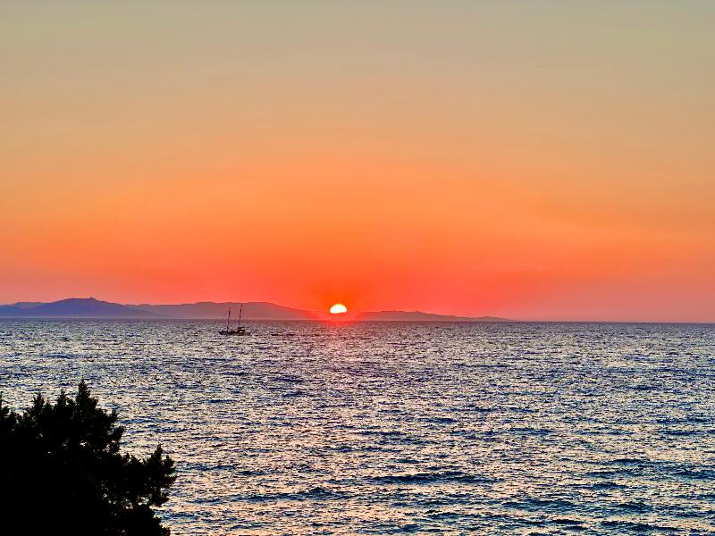 Genari Beach Apartments - Genel