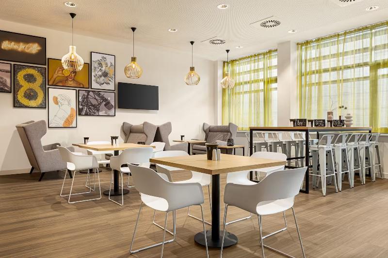 Super 8 By Wyndham Koblenz - Restoran