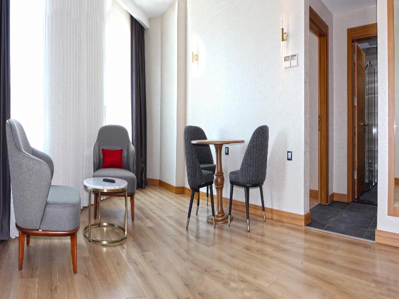 Ramada Plaza By Wyndham Ordu - Oda