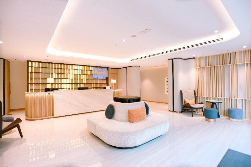 Holiday Inn Express and Suites Bangkok Central Pie - Genel