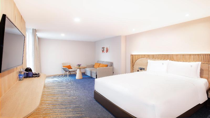 Holiday Inn Express and Suites Bangkok Central Pie - Oda