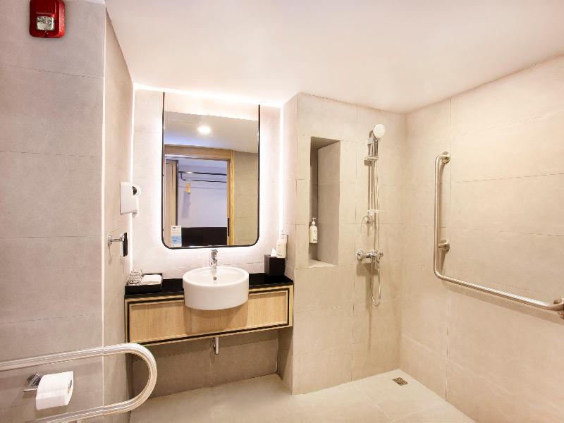Holiday Inn Express and Suites Bangkok Central Pie - Oda