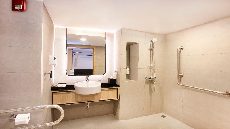 Holiday Inn Express and Suites Bangkok Central Pie - Oda