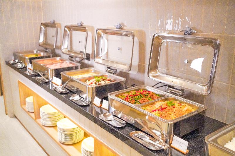 Holiday Inn Express and Suites Bangkok Central Pie - Restoran