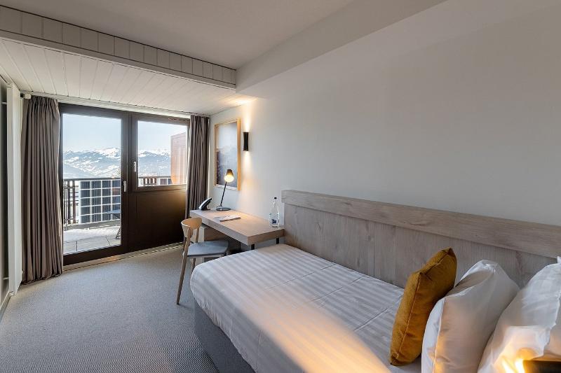 Victoria Hotel and Residence - Oda