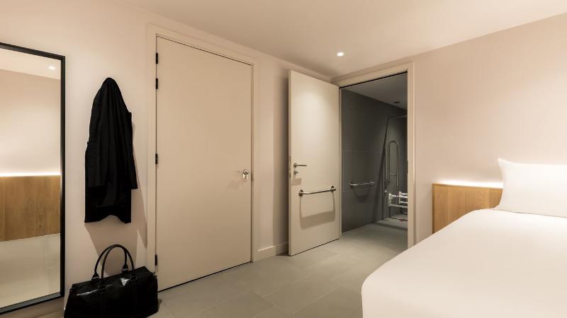 Zedwell Underground Hotel Tottenham Court Road - Oda