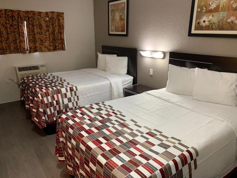 Red Roof Inn Copiague - Oda