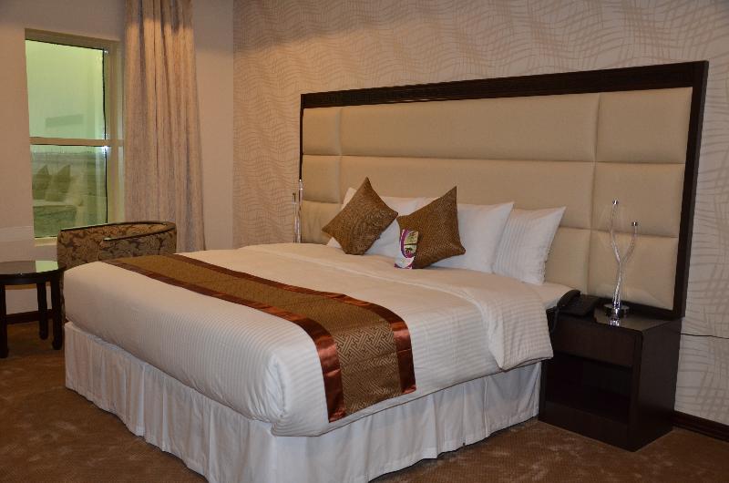 Golden Armada Hotel - Oda