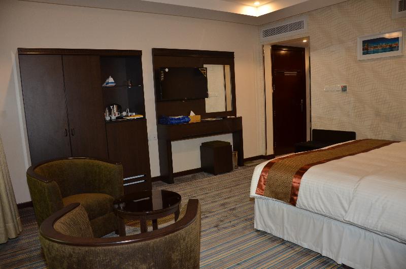 Golden Armada Hotel - Oda