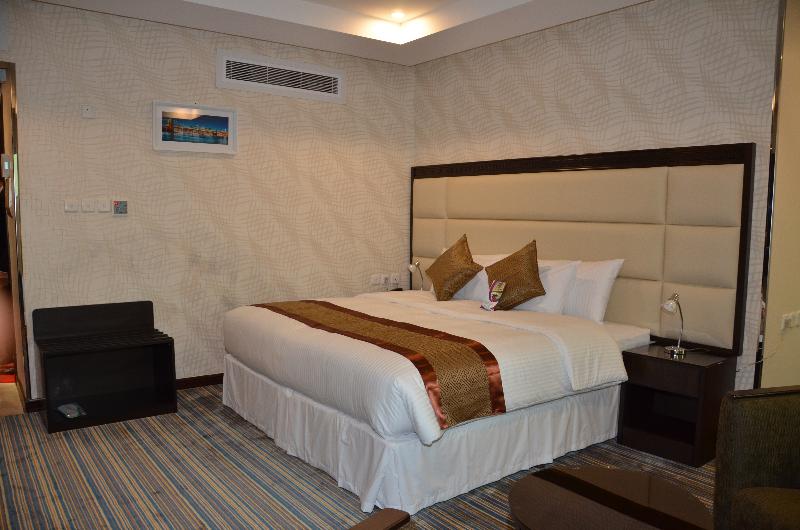 Golden Armada Hotel - Oda