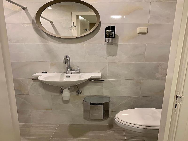 Damrak-Inn - Genel