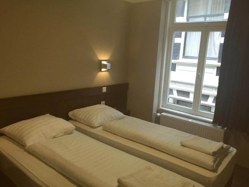 Damrak-Inn - Genel