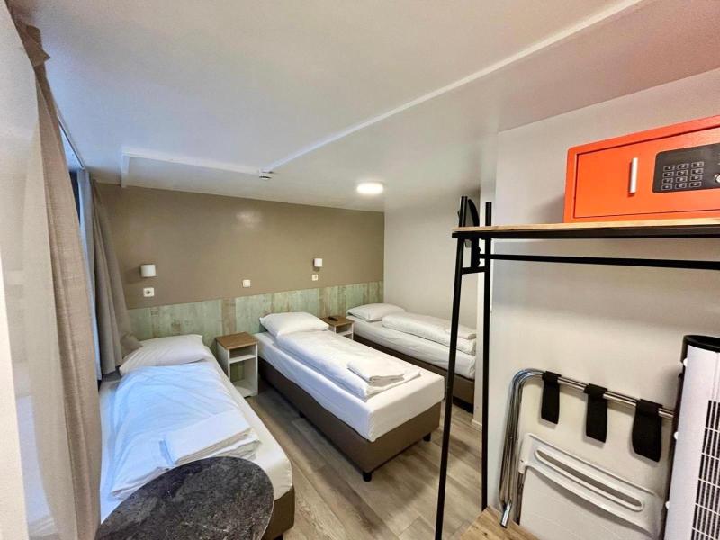 Damrak-Inn - Genel