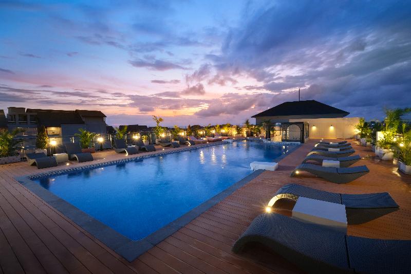 Aster Apartment Bali - Havuz