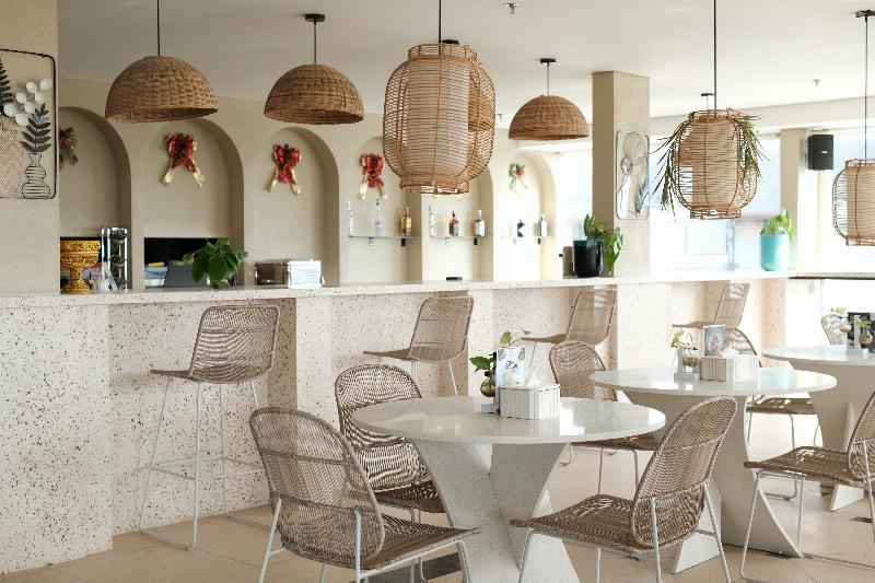 Aster Apartment Bali - Restoran