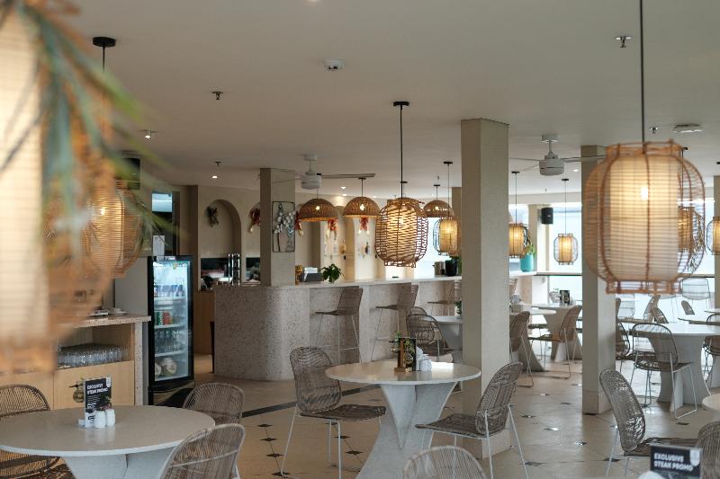 Aster Apartment Bali - Restoran