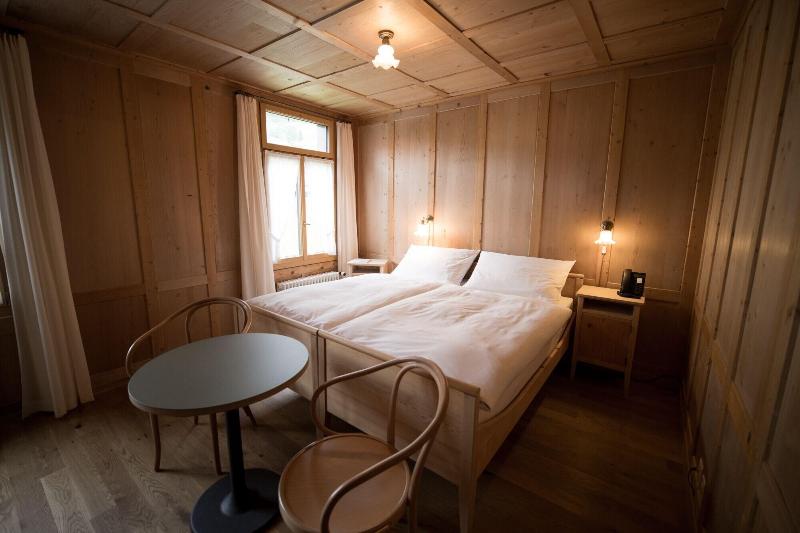 Fluehli Hotel Kurhaus - Oda