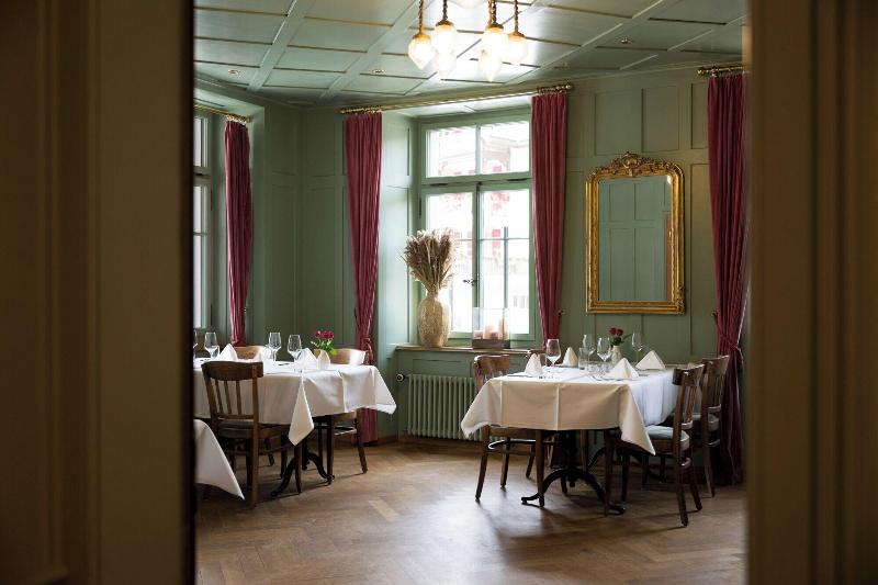 Fluehli Hotel Kurhaus - Restoran