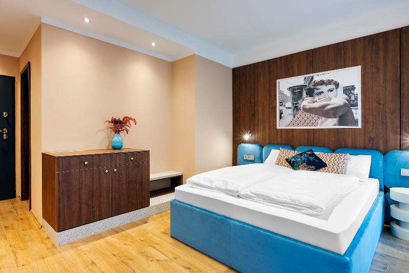 SWU Magazine Rooms - Oda