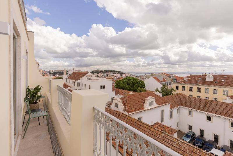 Libere Lisbon Principe Real - Genel