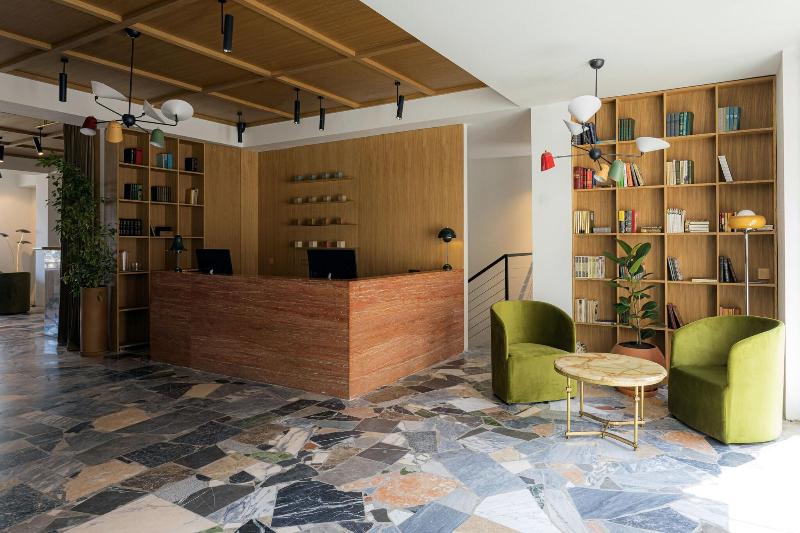 Castor and Pollux Hotel - Lobi