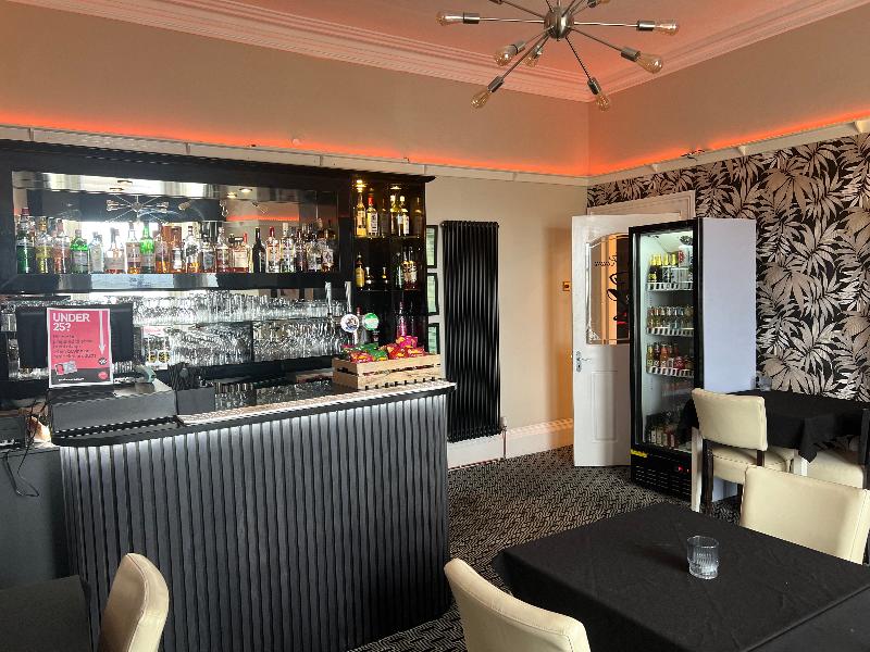 Lauriston Court Hotel - Bar