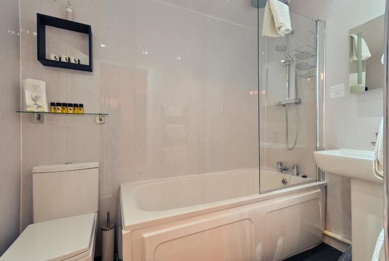 Lauriston Court Hotel - Oda