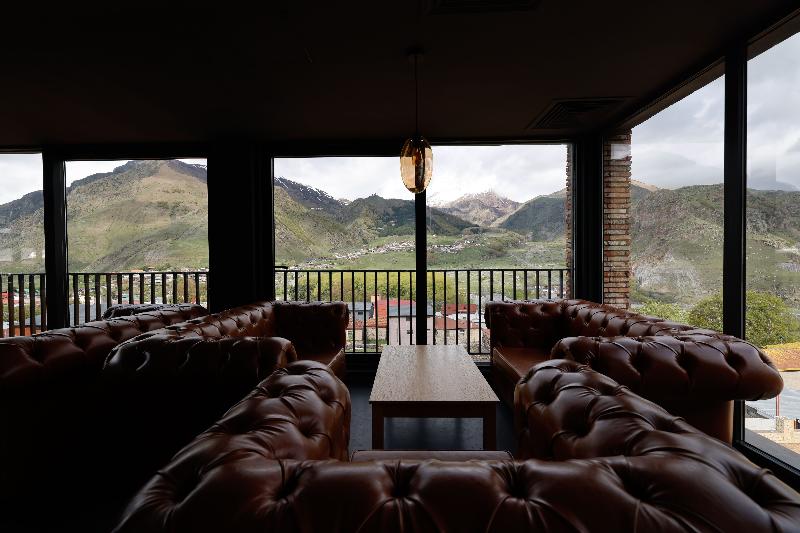 Hotel Memoir Kazbegi - Teras