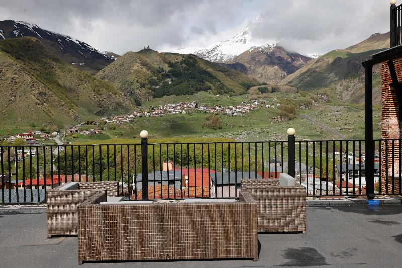 Hotel Memoir Kazbegi - Teras