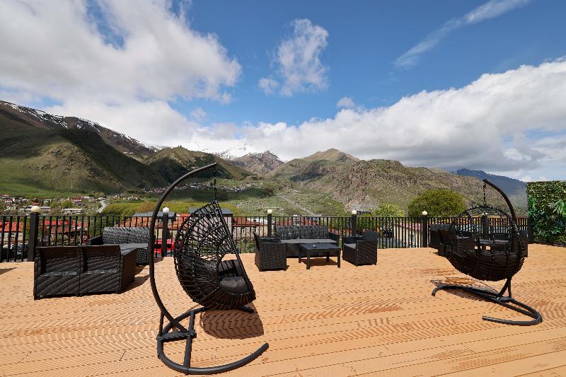Hotel Memoir Kazbegi - Teras