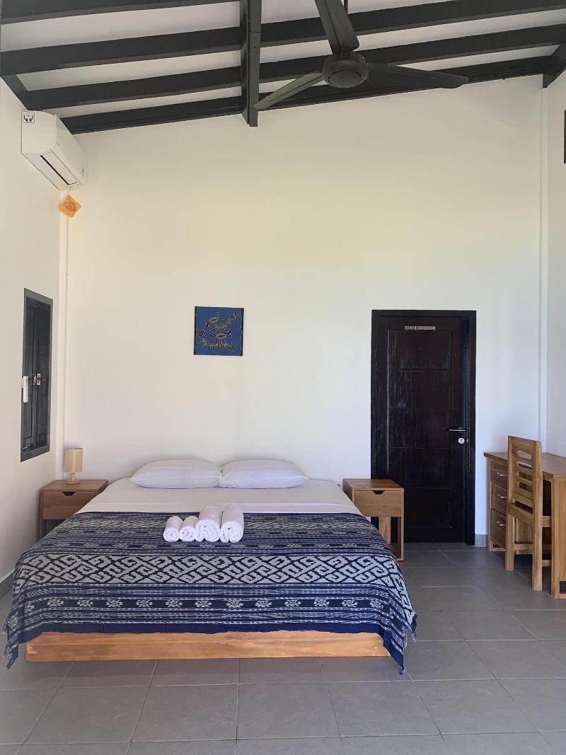 Balong Balong Surf Bungalows and Restaurant - Oda