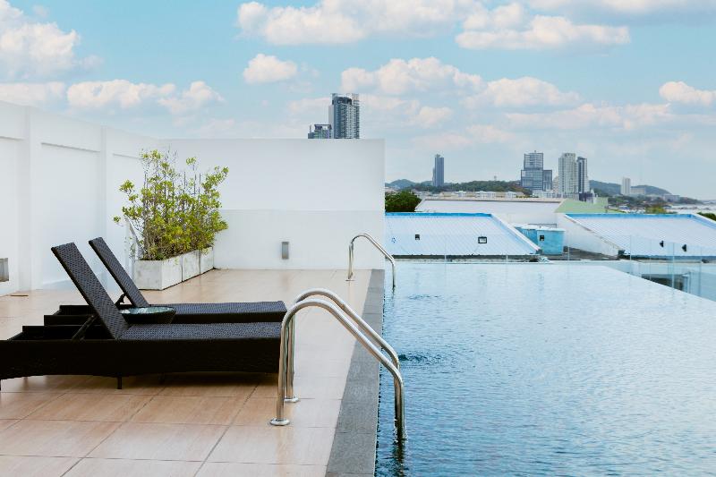 Karin Hotel And Serviced Apartment - Havuz